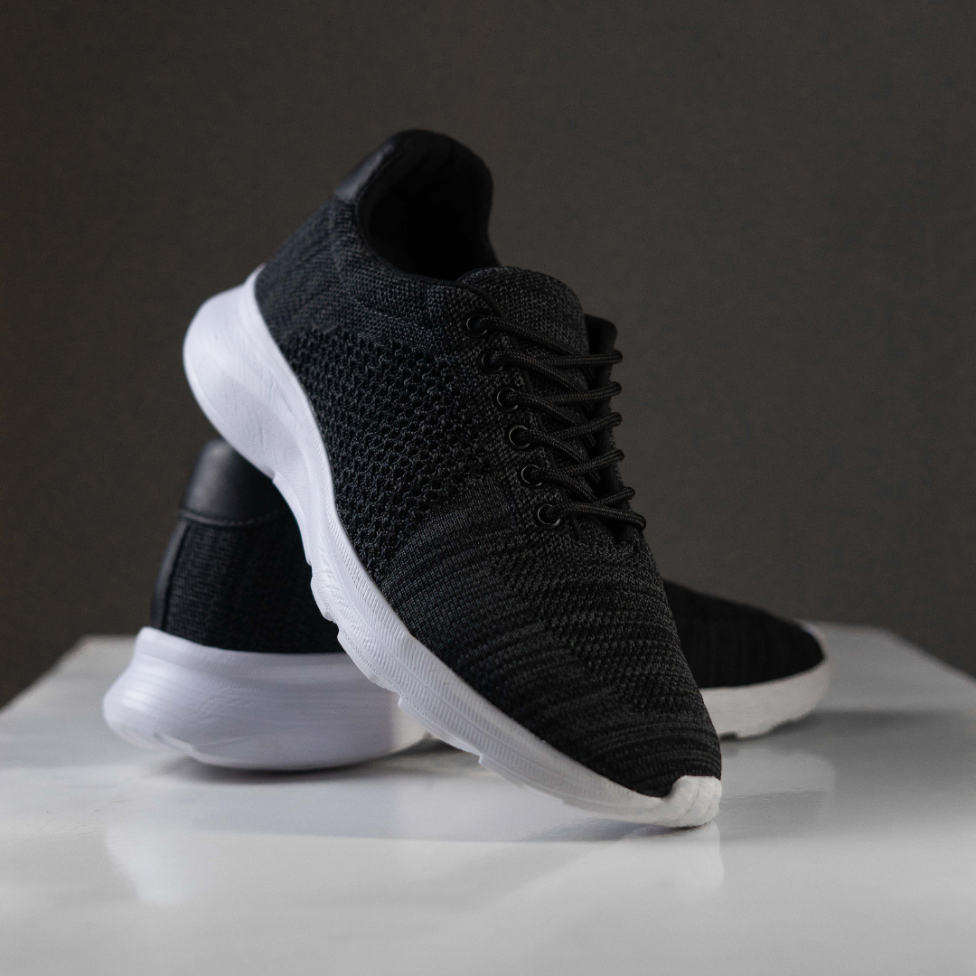 Pegasus Black (2.5" Boost) - DRUØN

Black Platform Sneakers, height increasing shoes.